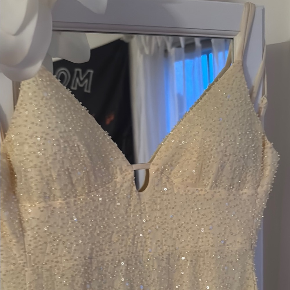 Elegant light yellow Sequin Dress. Worn once like new. Still on Windsor site.